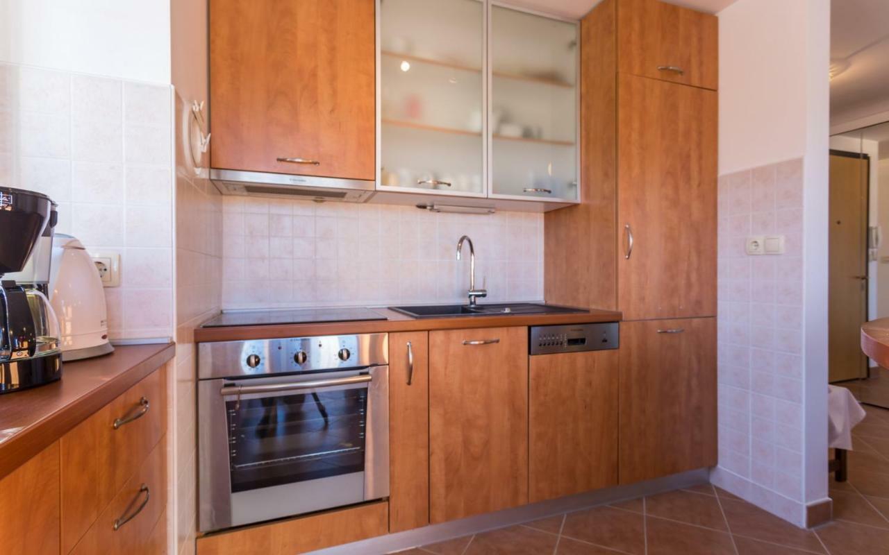 Tinka Apartment Baska  Exterior photo
